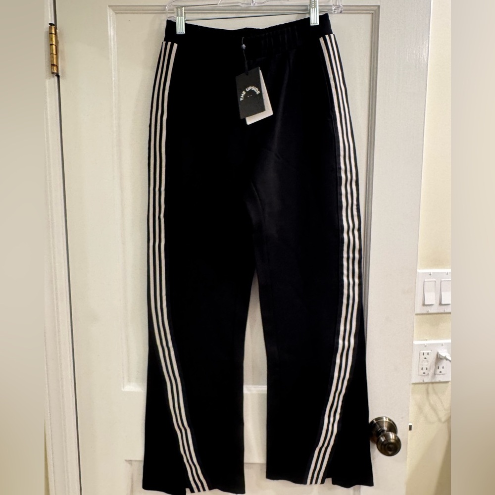 The Upside, THE ORIGINAL PETRA FLARE in Black, size XS